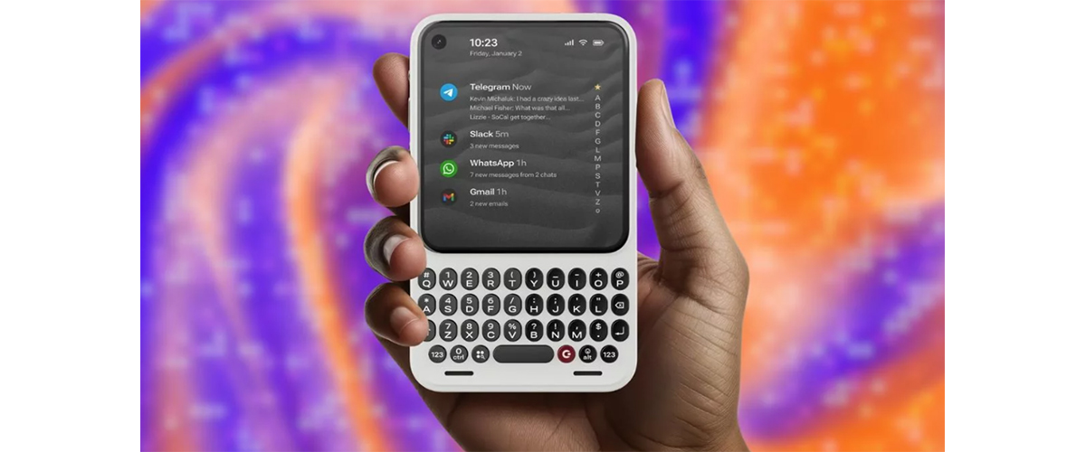 Clicks Communicator: телефон з фізичною клавіатурою в стилі BlackBerry