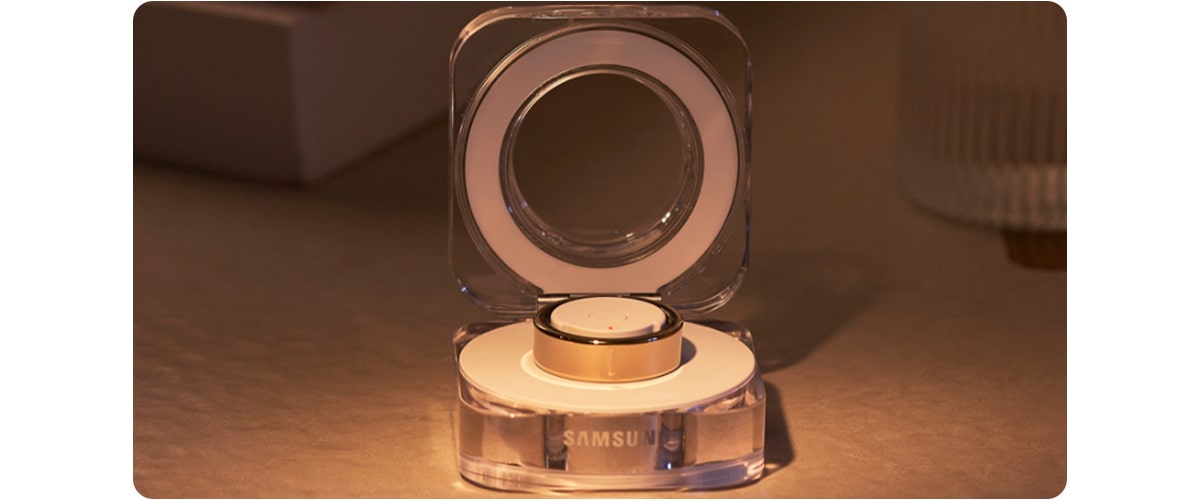 Samsung Galaxy Ring в футляре