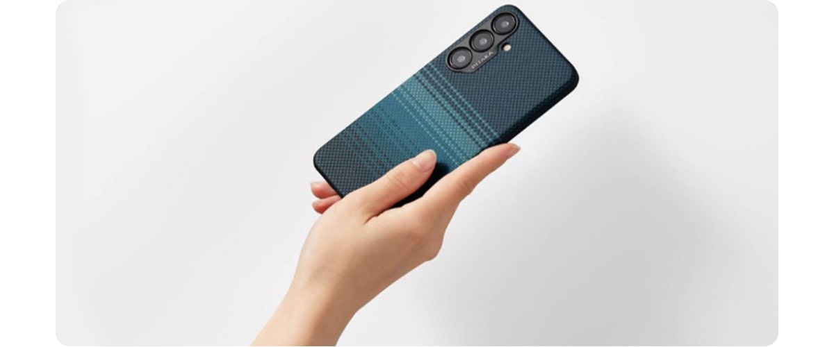 Samsung Galaxy S24 у чохлі