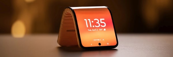 Motorola представила справжній гнучкий смартфон у вигляді браслета