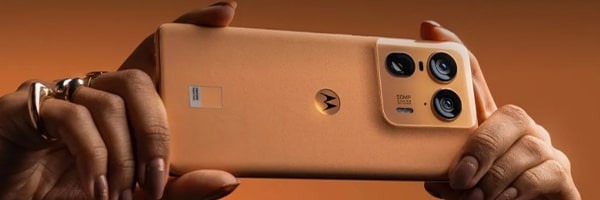 Чому у Німеччині заборонили продавати смартфони Motorola?